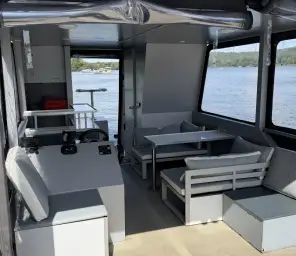 Floss Floß mieten in Berlin – Eventfloß für 16 Personen ohne Führerschein Bild 3