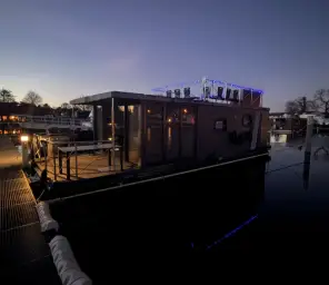 Hausboot Hausboot mieten Berlin Köpenick Führerscheinpflichtiges Bild 2