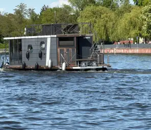 Hausboot Hausboot mieten Berlin Köpenick Führerscheinpflichtiges Bild 5